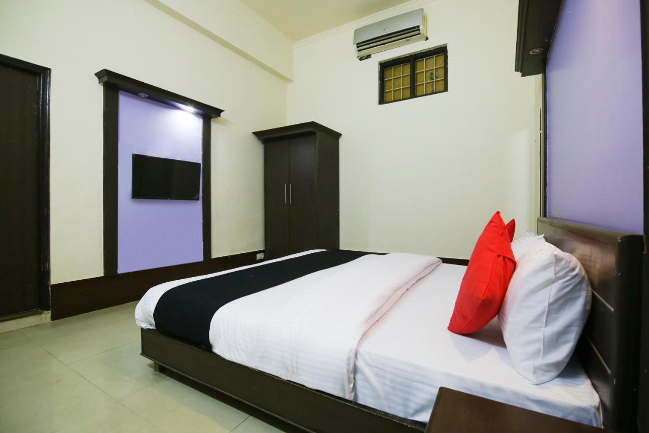 Capital O 68148 Hotel Shree Jee Palace Ghaziabad Dış mekan fotoğraf